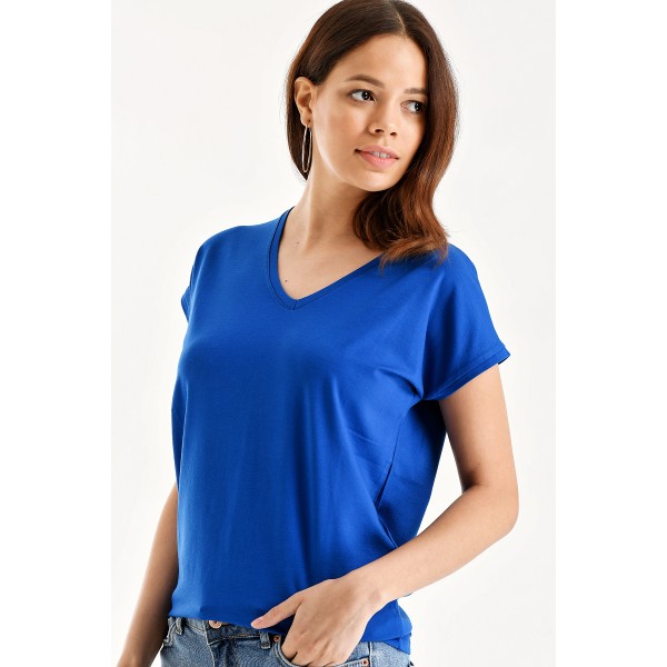 V YAKA BASIC TSHİRT