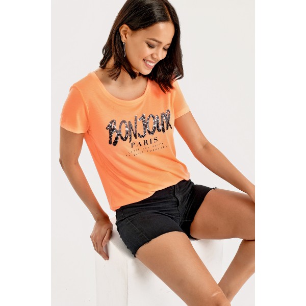 ÖNÜ PUL PAYETLİ TSHİRT