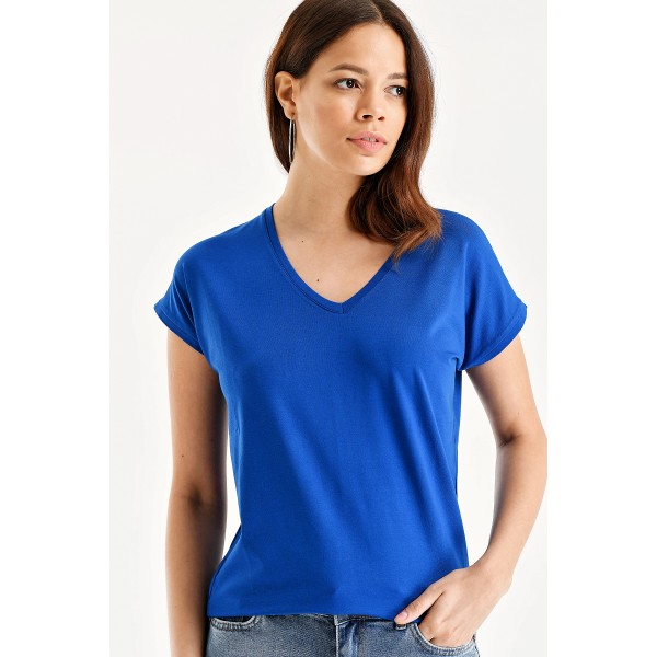 V YAKA BASIC TSHİRT